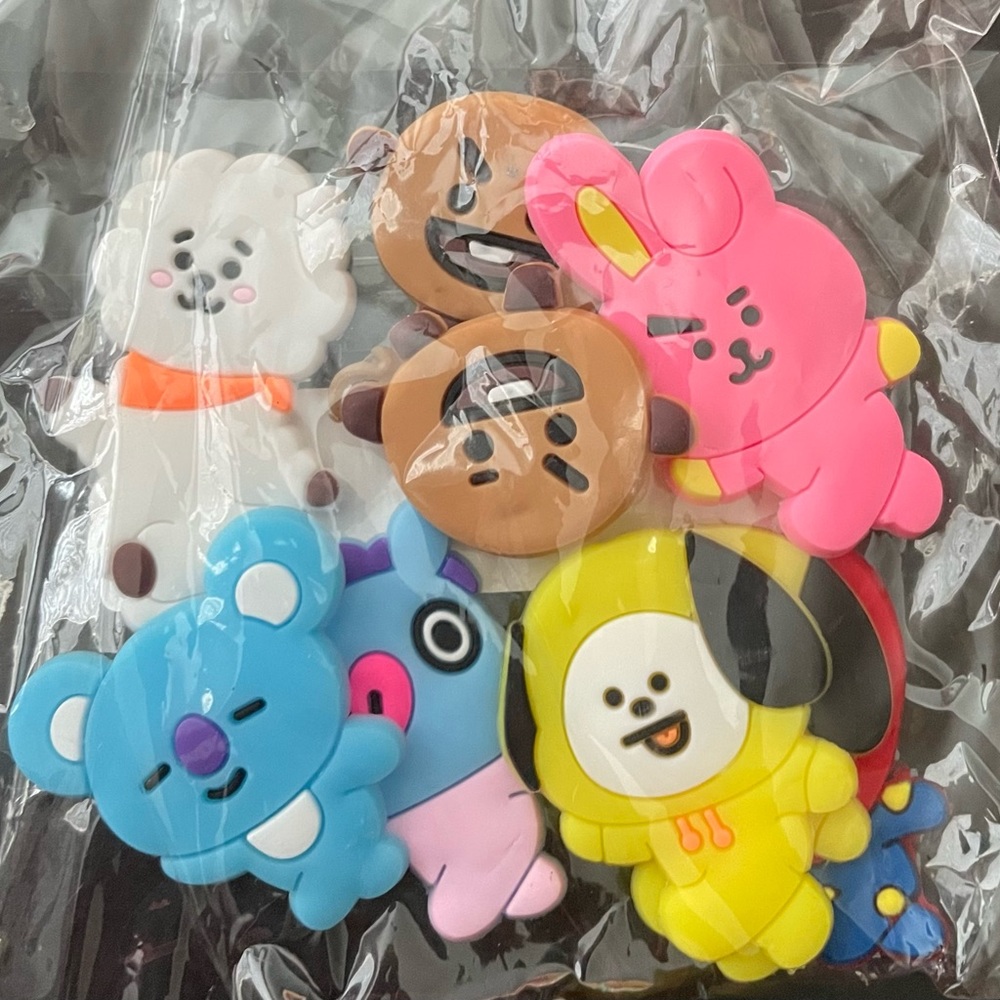 New 10 Piece BTS BT21Decorative Charms - Picture 4 of 4